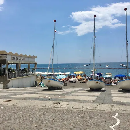 La Conchiglia Minori